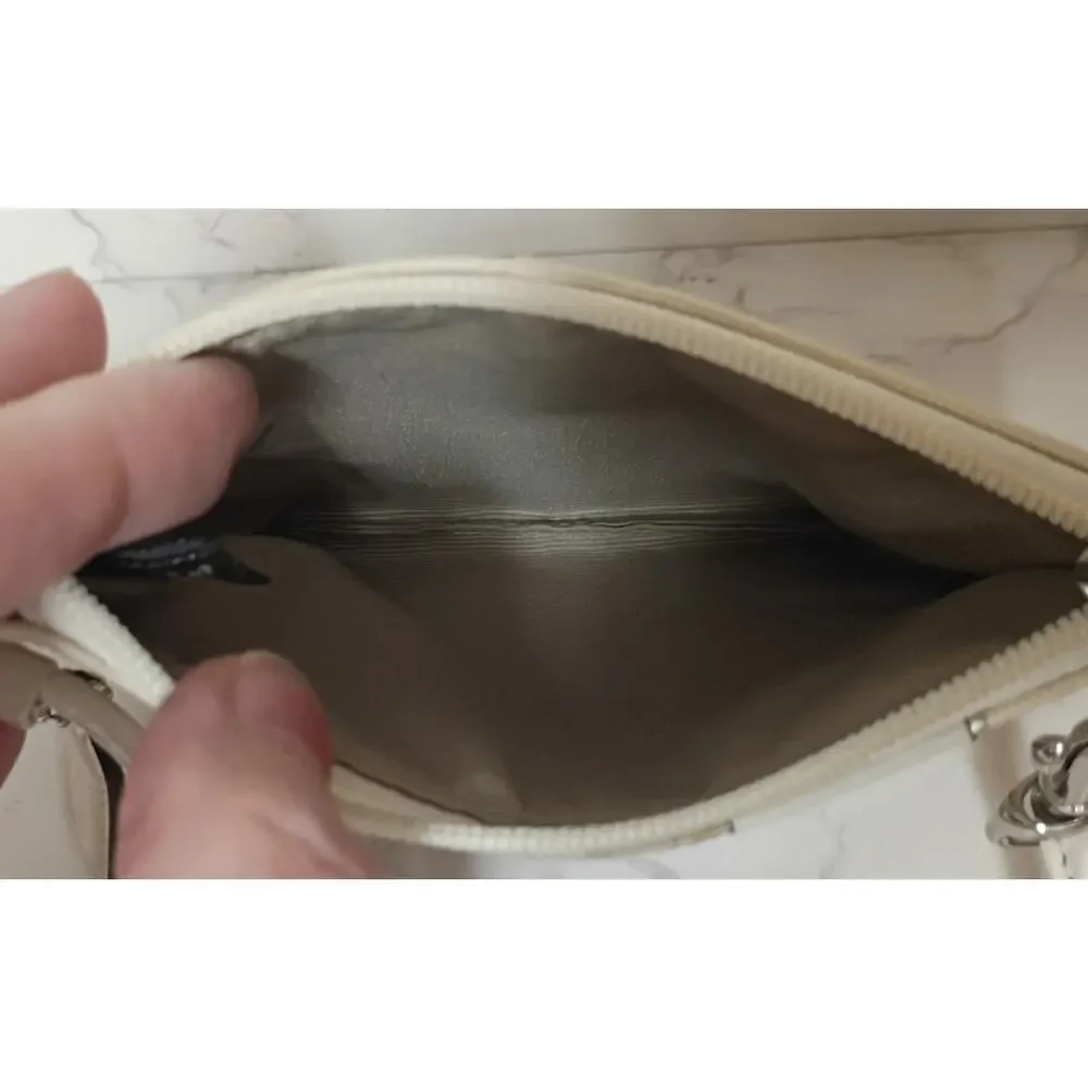 COACH Vintage Signature Cream, White & Tan Striped Wristlet - EUC